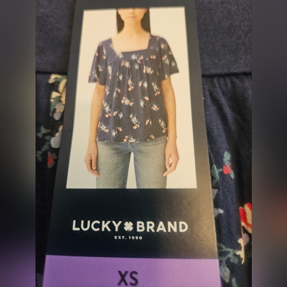 Lucky Brand Top - Picture 2 of 5